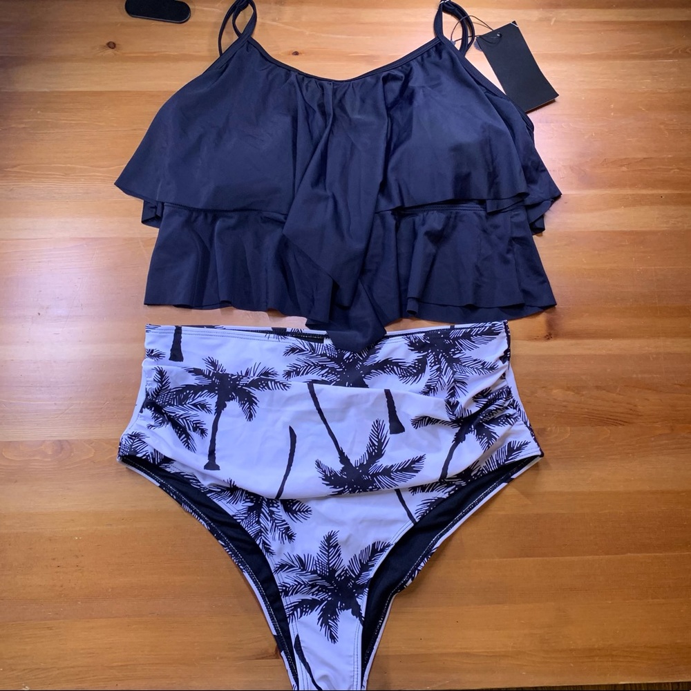 NWT Two piece swimsuit - size XL - flowy top & high waisted bottom